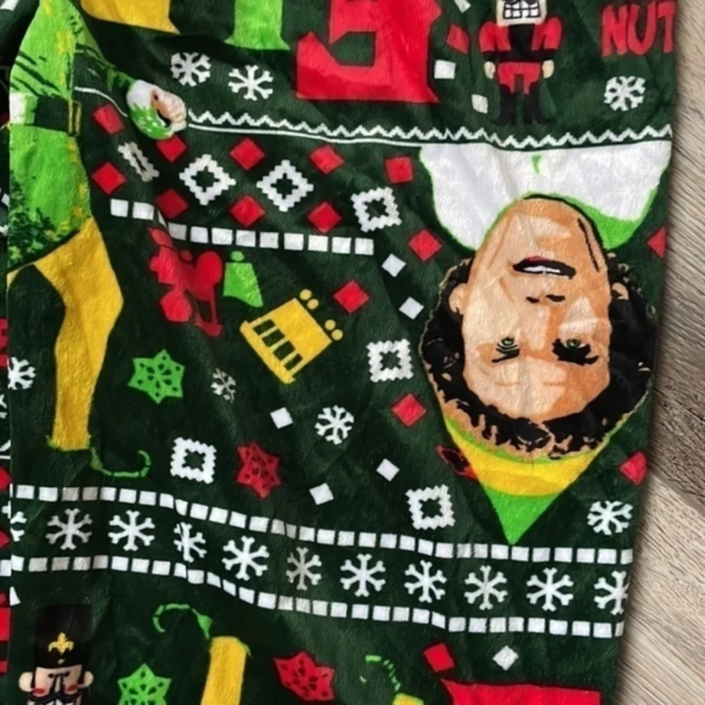 Elf pajama pajama bottoms, size medium, 100% polyester super soft new